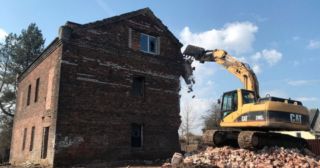 Демонтаж кирпичного дома Феодосия, цена от 2937 руб.